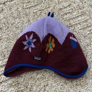Patagonia Kids' Lilac and Maroon Fleece Lined Hat